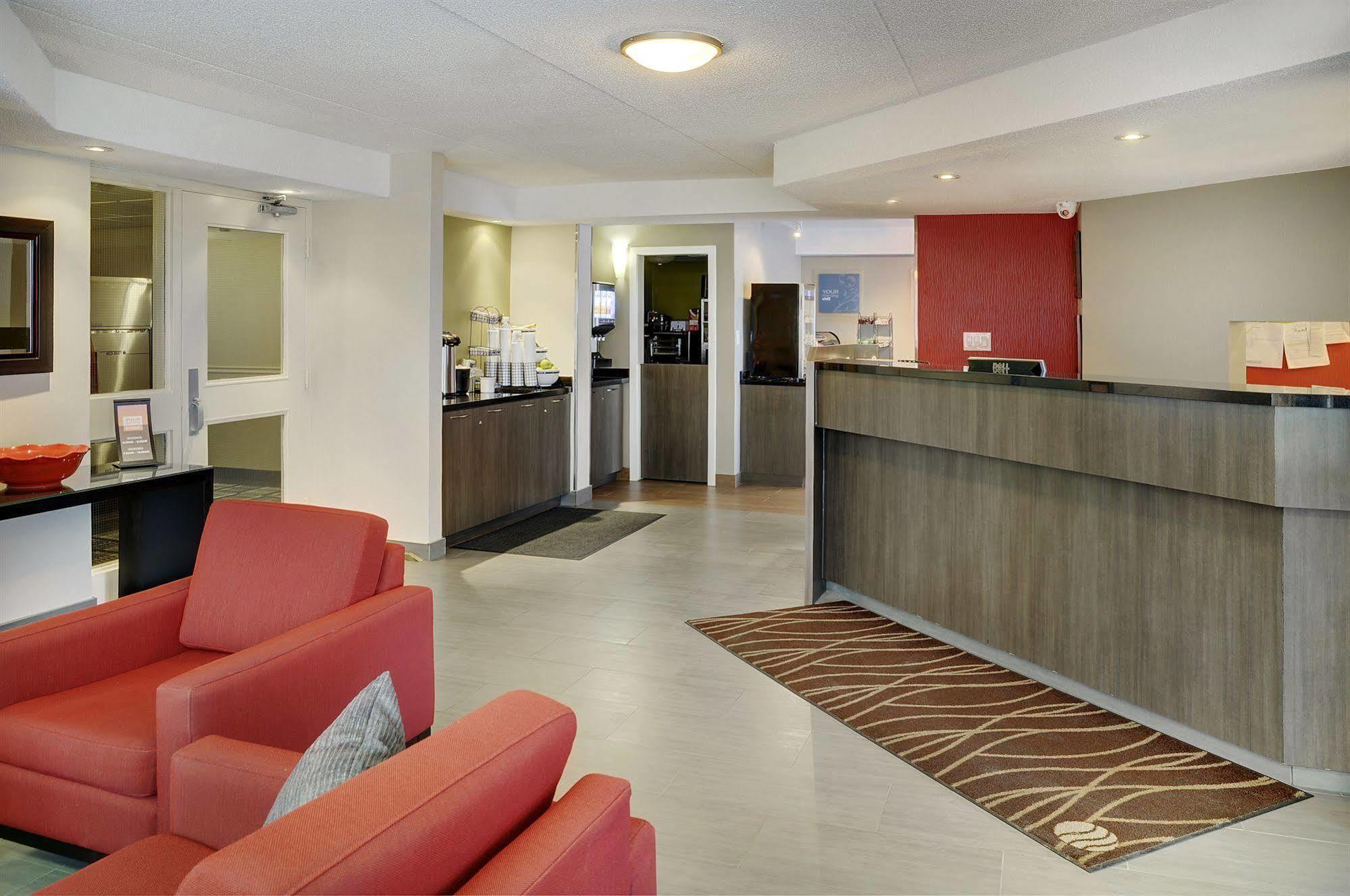 Comfort Inn 3*